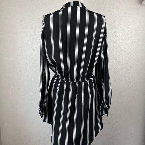 Rue 21 Black and White Striped Dress Size M EUC - Picture 6 of 7